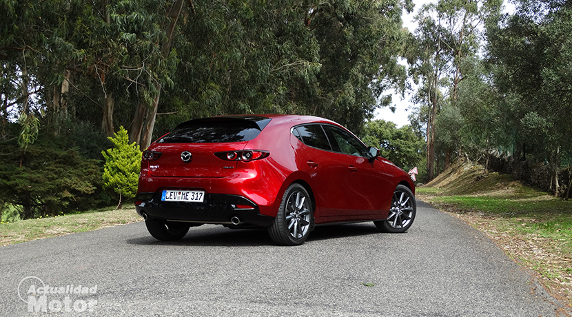 Test Mazda3 rear profile